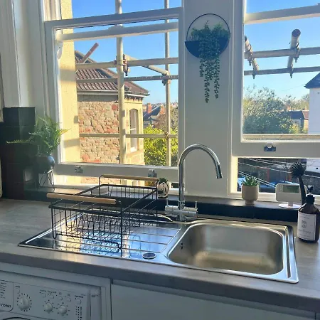 Secret Retreat Redland *