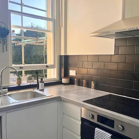 Secret Retreat Redland Apartamento